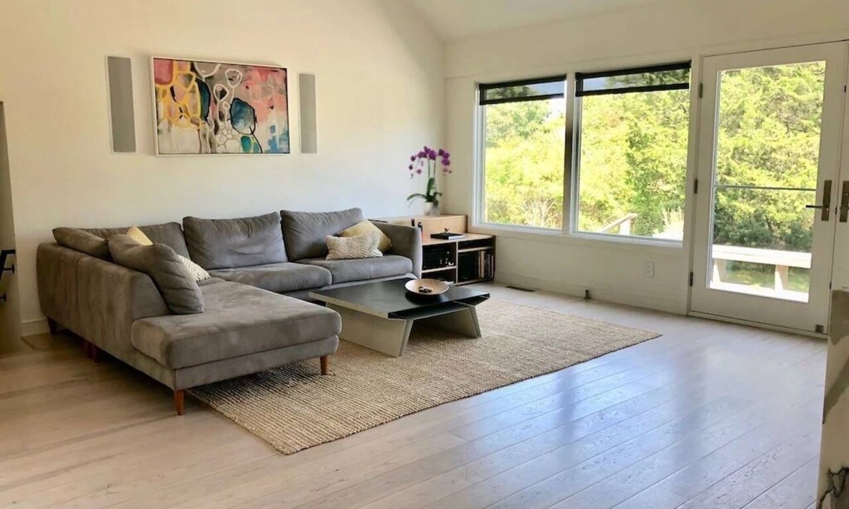 Amagansett Dunes House | 1 BLOCK FR OCEAN; 5 AUG DAYS AVAIL! Fully Renovated; Private Beach Access;