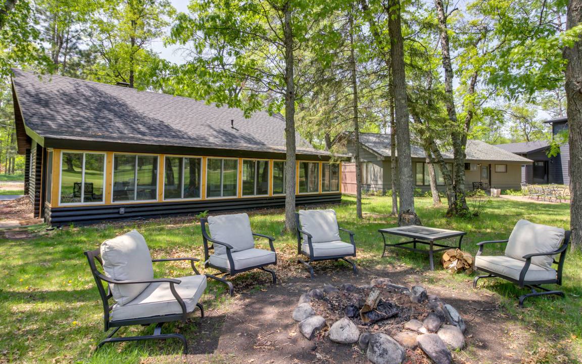 Breezy Point House | 106 m² House ∙ 2 bedrooms ∙ 9 guests
