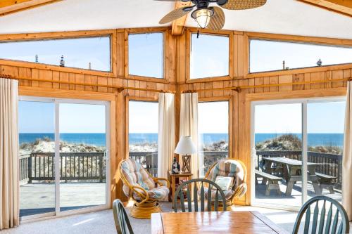 Whalehead Beach House | 1227 - Seven Shells