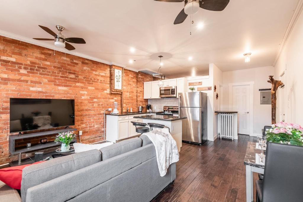 Central Hamilton Apartment | 1BR -Boutique Apartment- PRIME Location