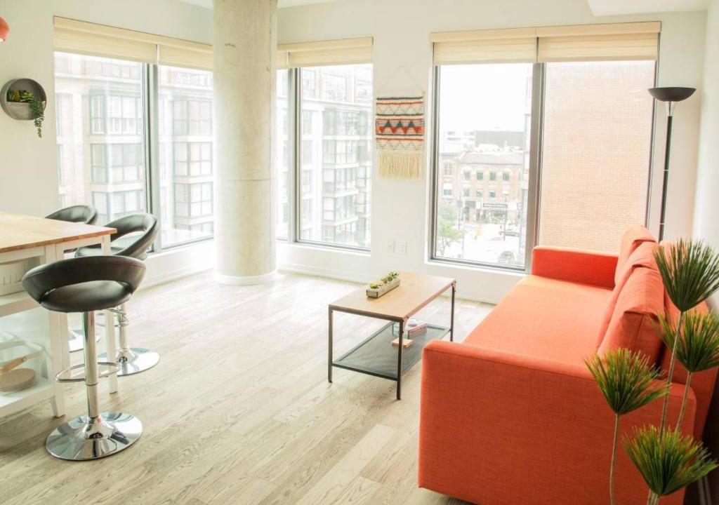 St. Lawrence Apartment | 2 Bedroom Downtown Flat