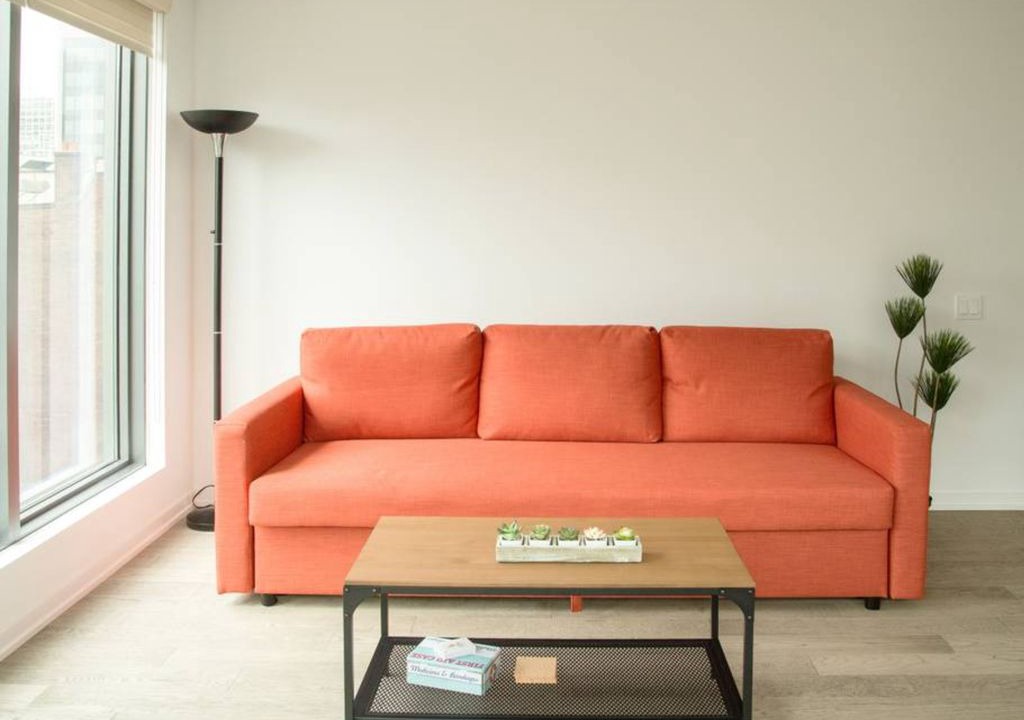St. Lawrence Apartment | 2 Bedroom Downtown Flat