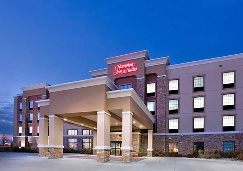 St. Cloud Hotel | 2-Star Hotel ∙ Hampton Inn and Suites St. Cloud