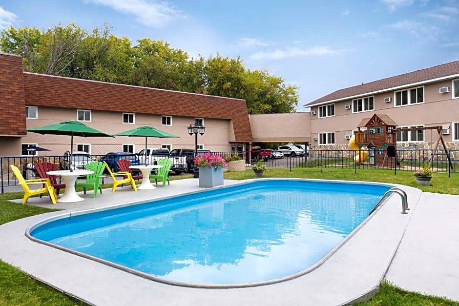 Kenora Hotel | 2-Star Hotel ∙ Travelodge by Wyndham Kenora