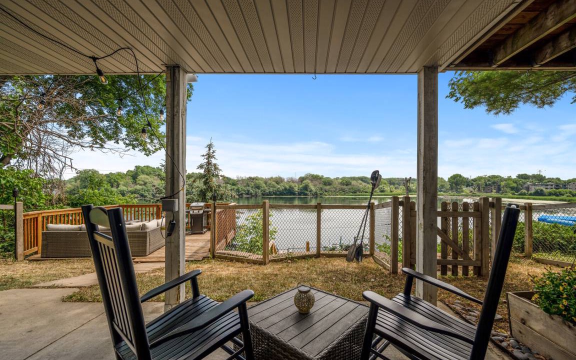 Plymouth House | 251 m² House ∙ 3 bedrooms ∙ 6 guests