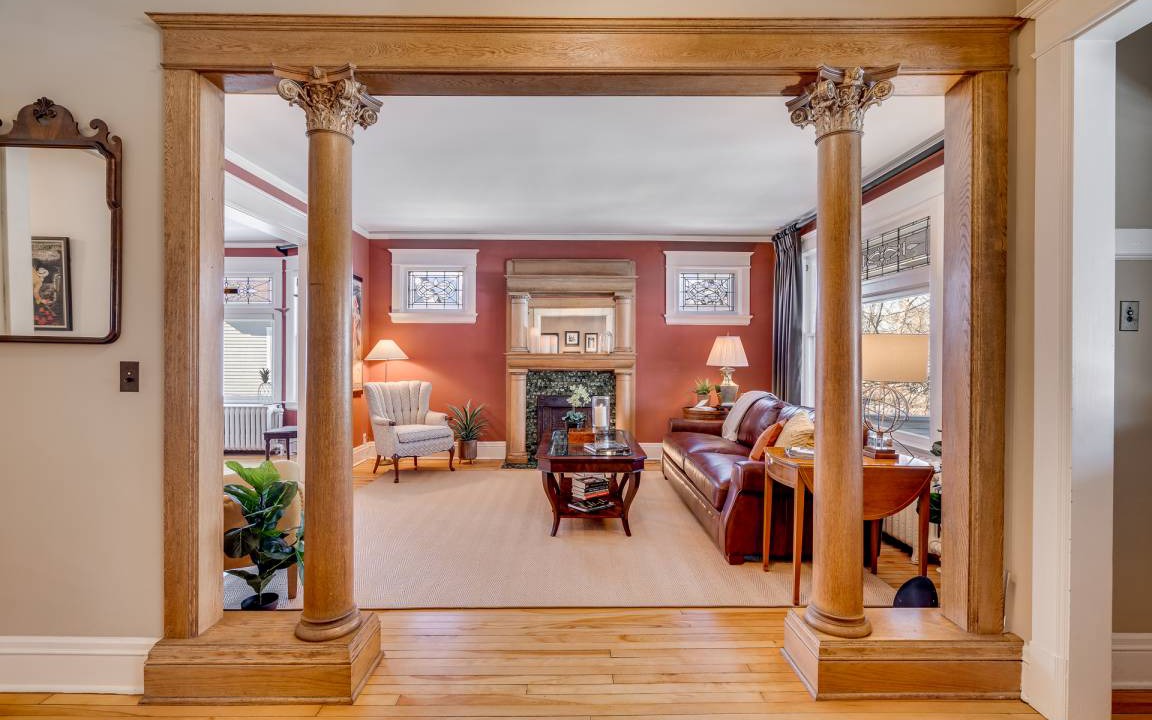 Summit - University House | 265 m² House ∙ 5 bedrooms ∙ 10 guests