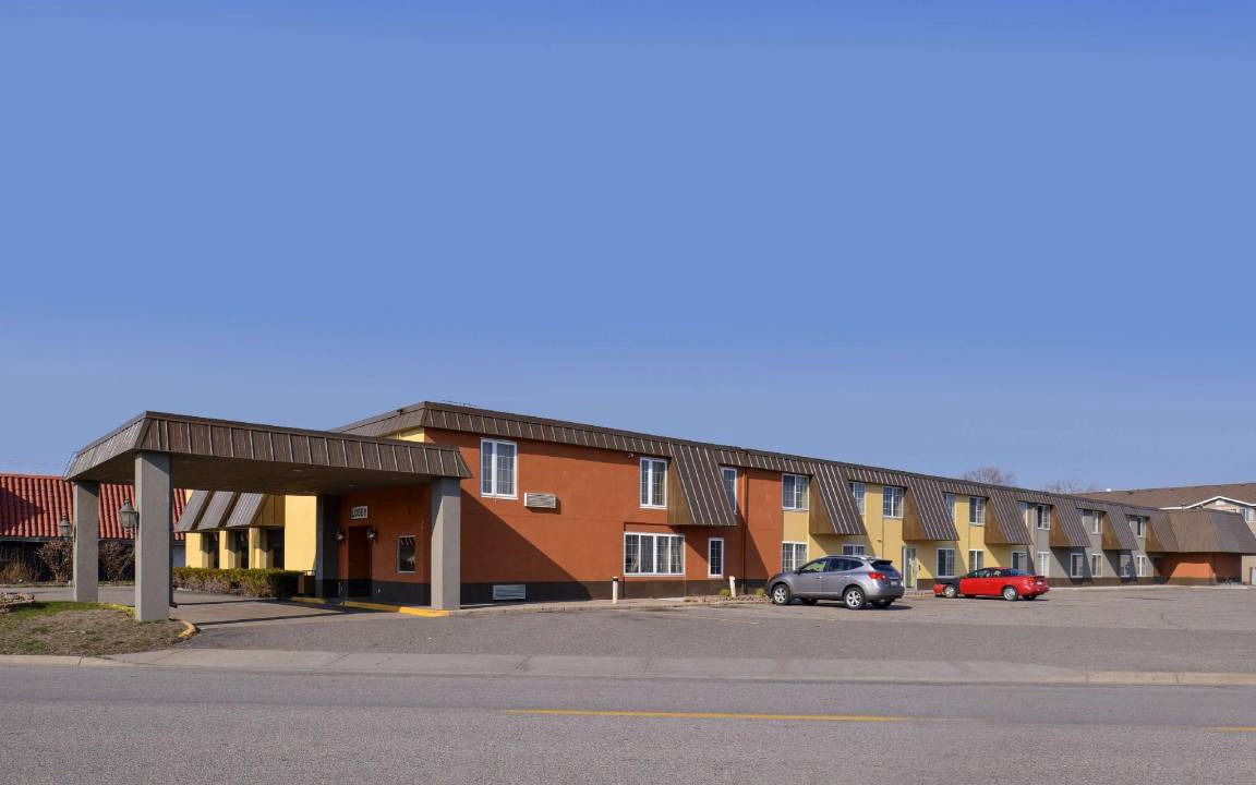St. Cloud Hotel | 27 m² Motel ∙ 127 guests