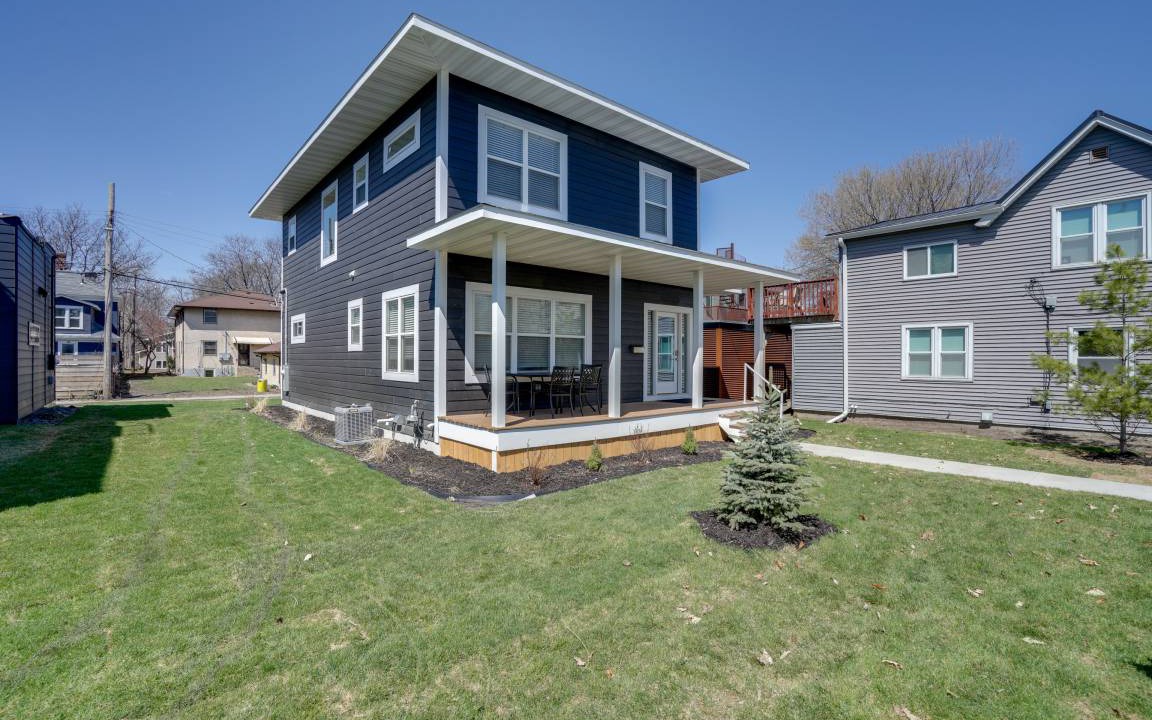 Bottineau House | 278 m² House ∙ 5 bedrooms ∙ 10 guests
