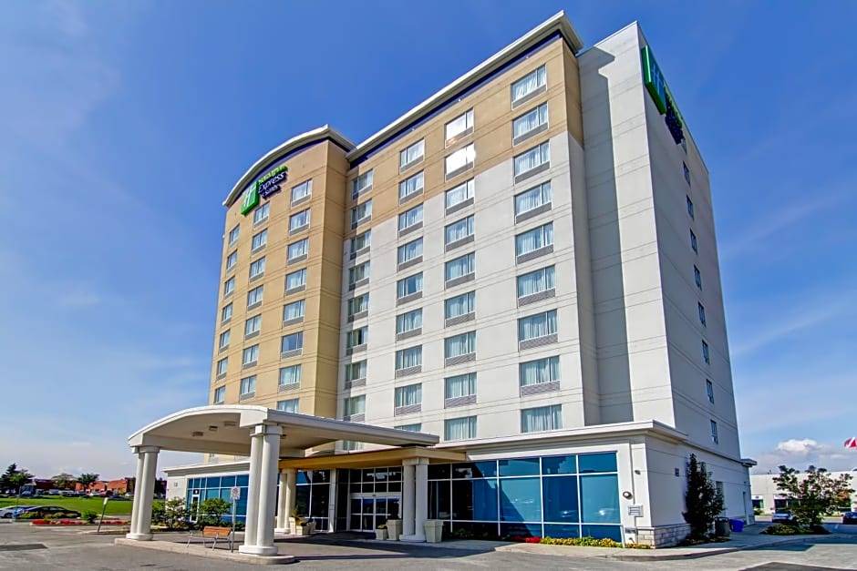 Richmond Hill Hotel | 3-Star Hotel ∙ Holiday Inn Express Hotel & Suites Toronto - Markham, an IHG Hotel