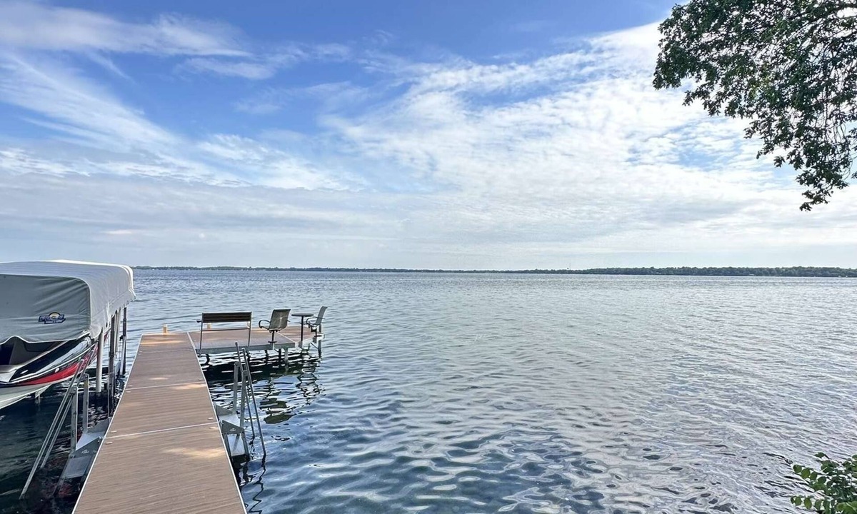 Spicer House | 4-bedroom lake home on beautiful Green Lake, Spicer, MN!