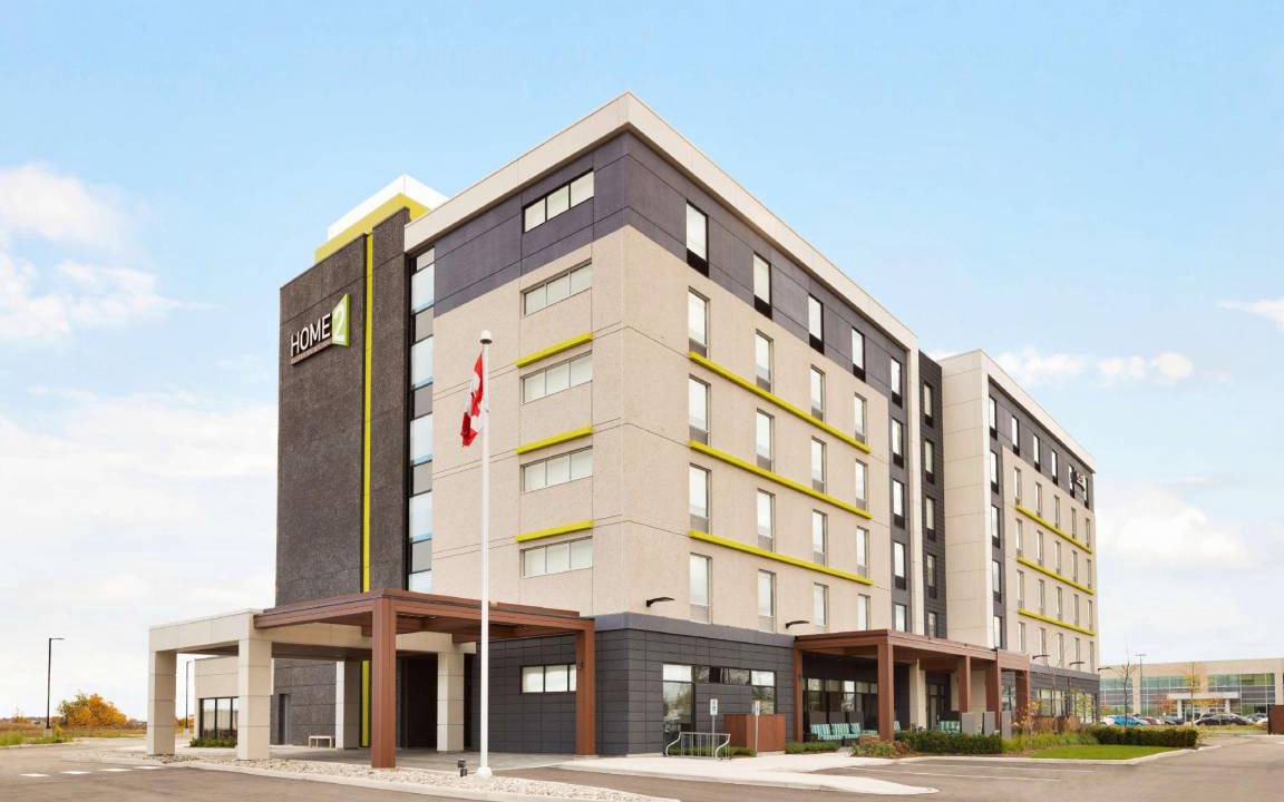 Halton Regional Municipality Hotel | 45 m² Hotel ∙ 127 guests