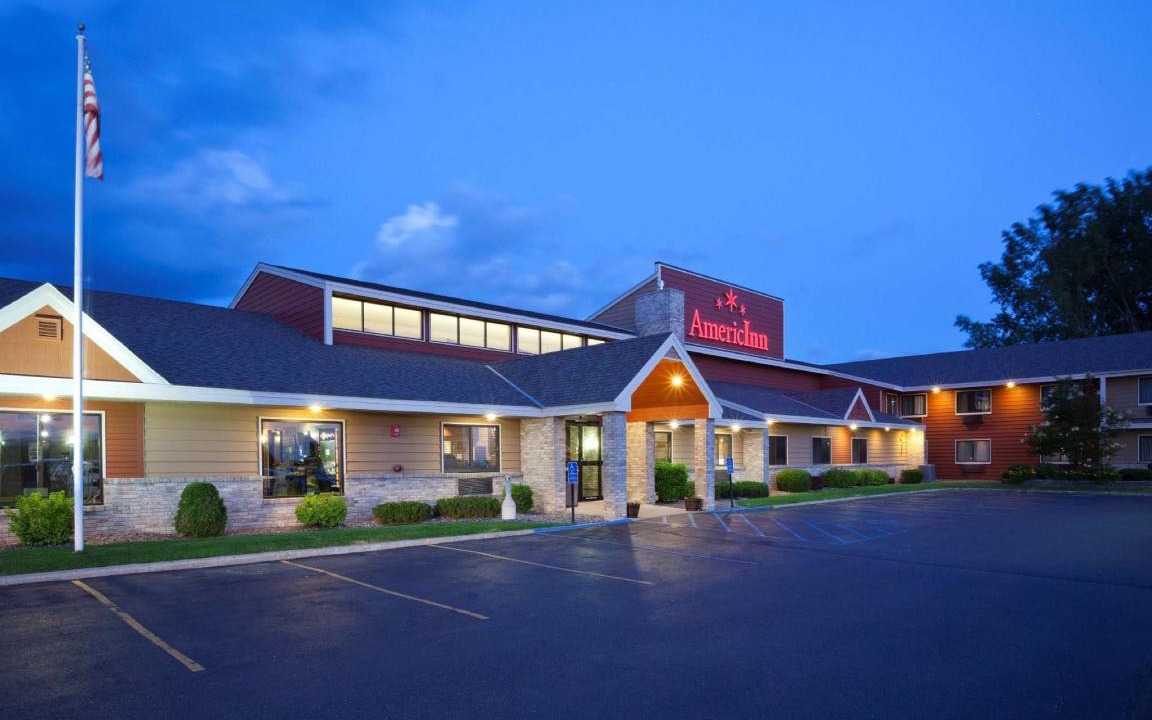 Fergus Falls Hotel | 49 m² Hotel ∙ 127 guests