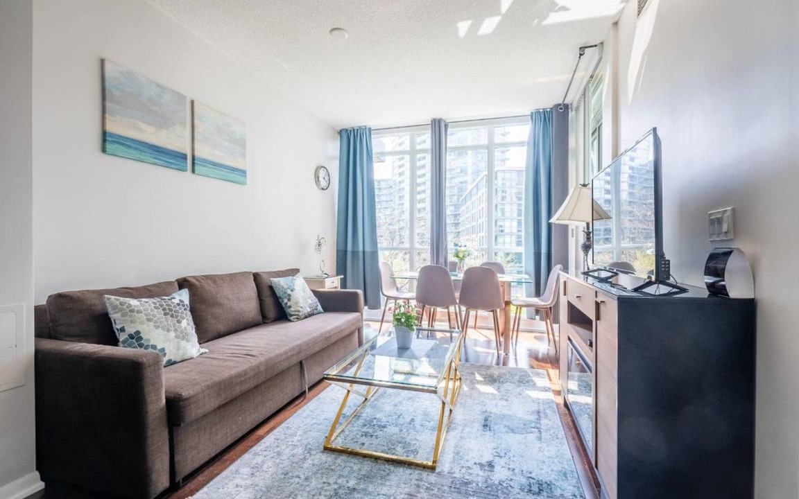 Fort York Apartment | 59 m² Apartment ∙ 2 bedrooms ∙ 6 guests