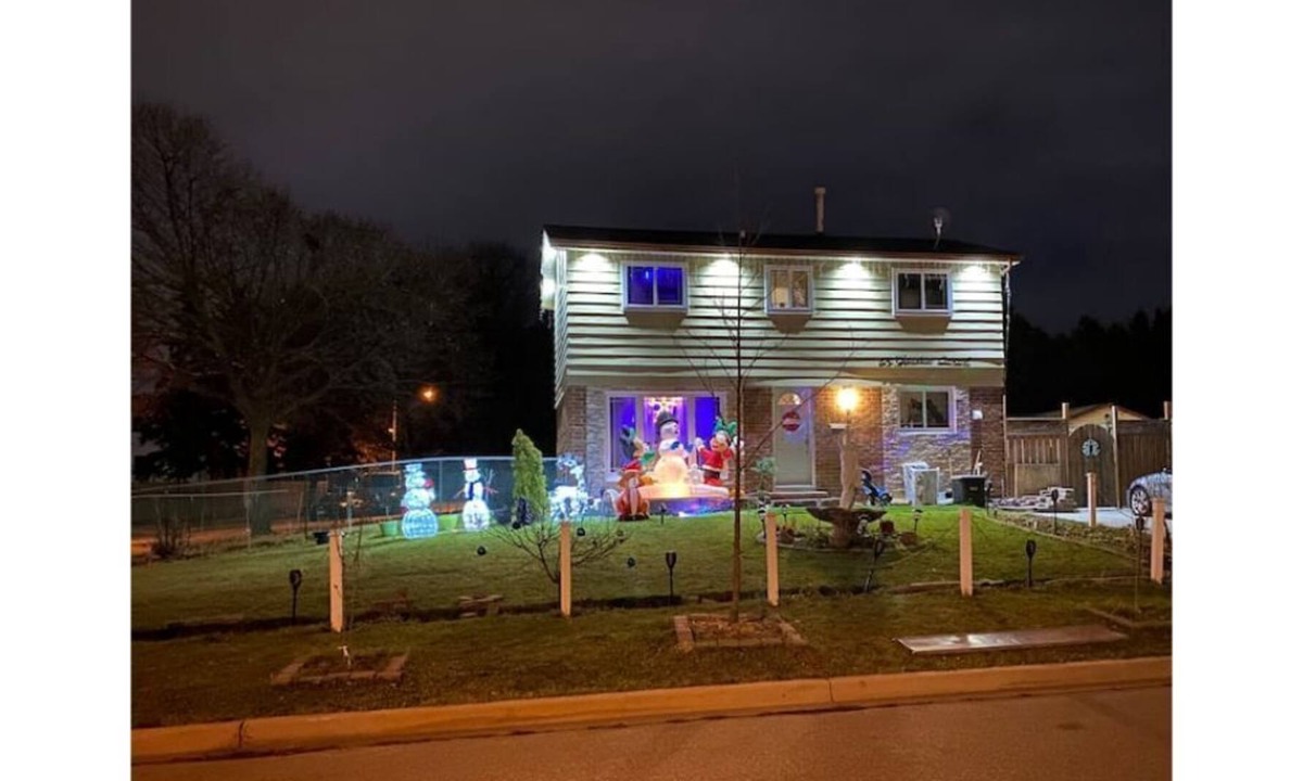 Malvern House | 6 Bedroom House in Ajax