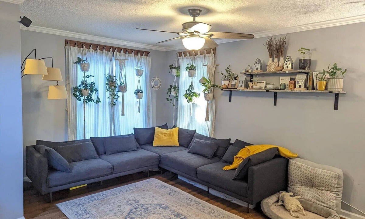 Downtown House | 9 Min Walk Downtown, Cozy House, Private Yard