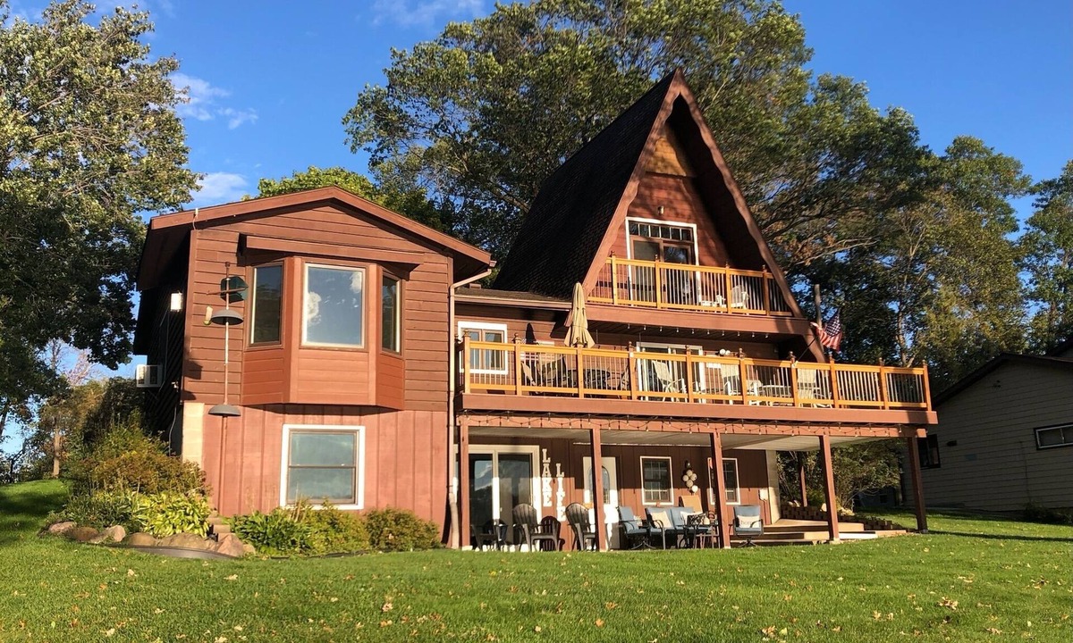 Zimmerman Cabin | A-Frame of Mind on Blue Lake with pontoon for rent