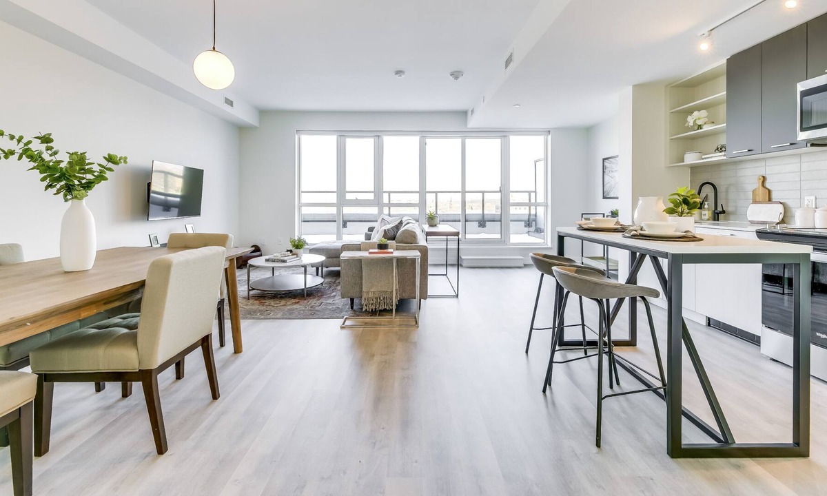 Harwood Apartment | A Gem in the Junction