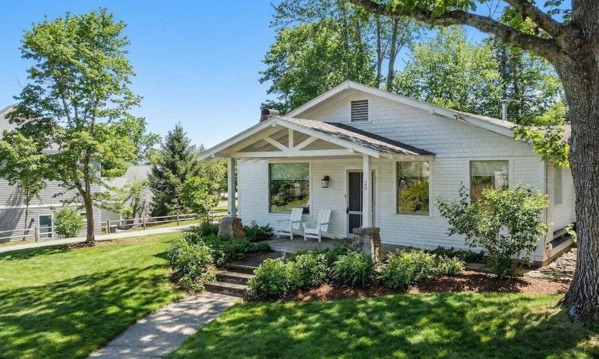 Northeast Harbor House | Ada's Place – NEW! Acadia Getaway in NE Harbor