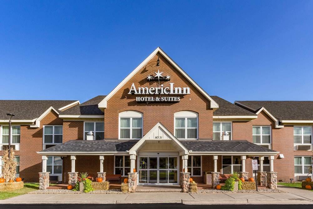 Burnsville Hotel | AmericInn by Wyndham Burnsville