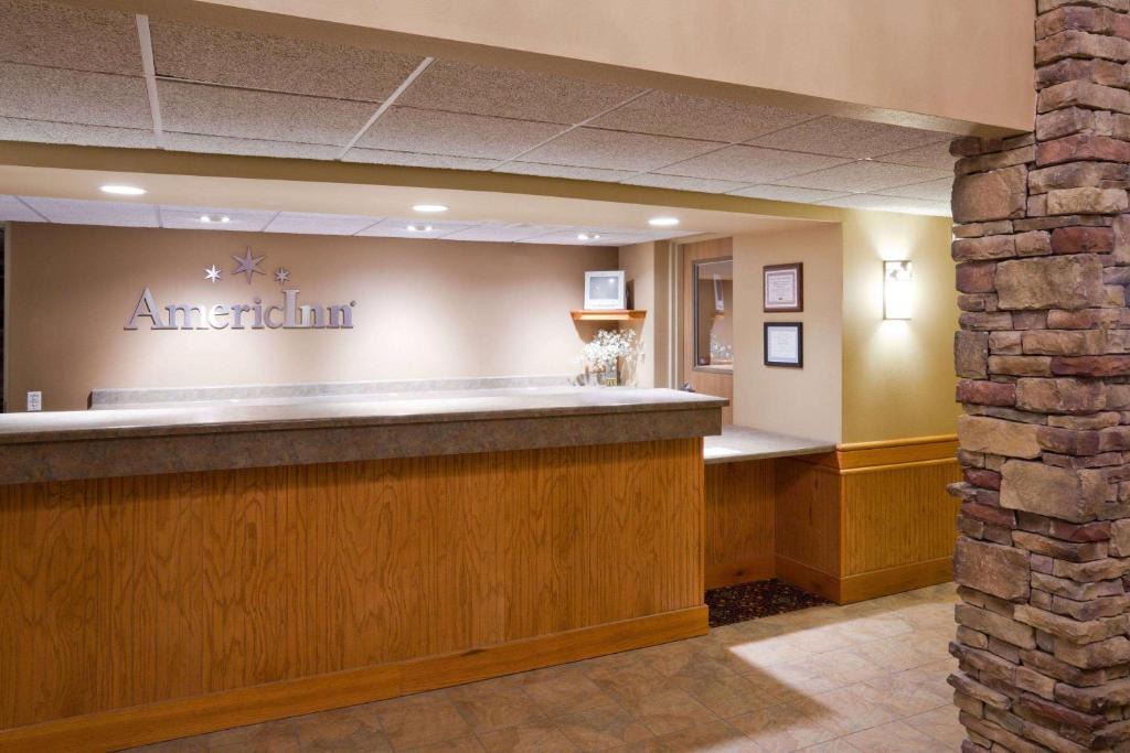 Jackson Hotel | AmericInn by Wyndham Jackson