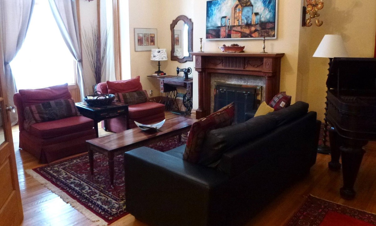 Cabbagetown South House | 'Arts on Seaton', a Downtown Toronto Grand Victorian House