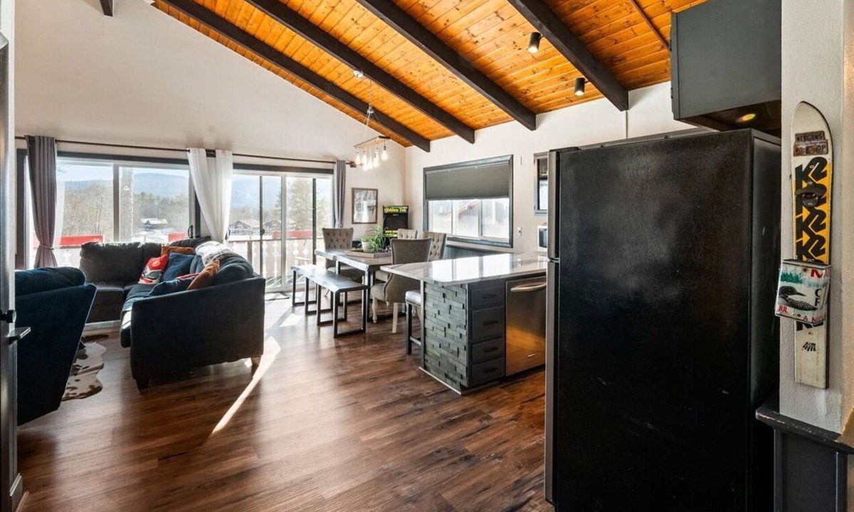 Bartlett Condo | Bartlett Bunker Lane Escape, Unit 18-12