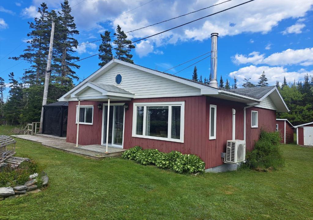 Ragged Island House | Beachwalk Cottage