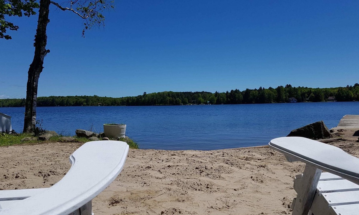 Bracebridge House | Beachy Keen - Wood Lake