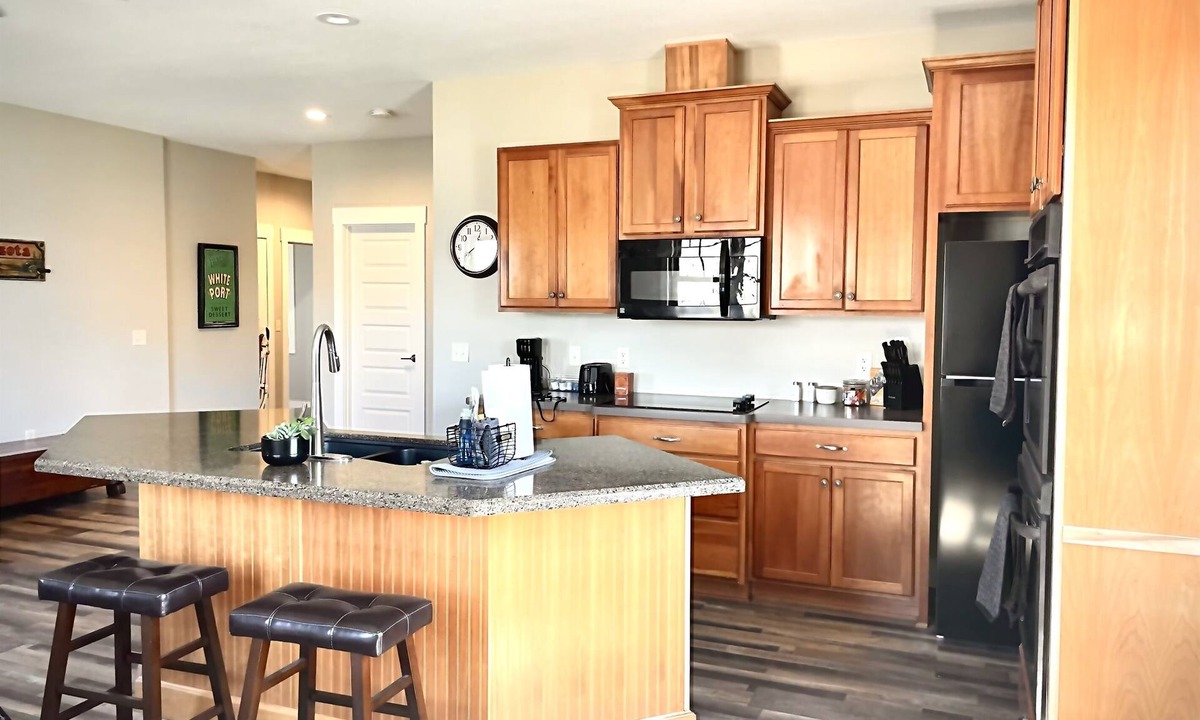 Lake Elmo Apartment | Beautiful and peaceful retreat at the Sunset View