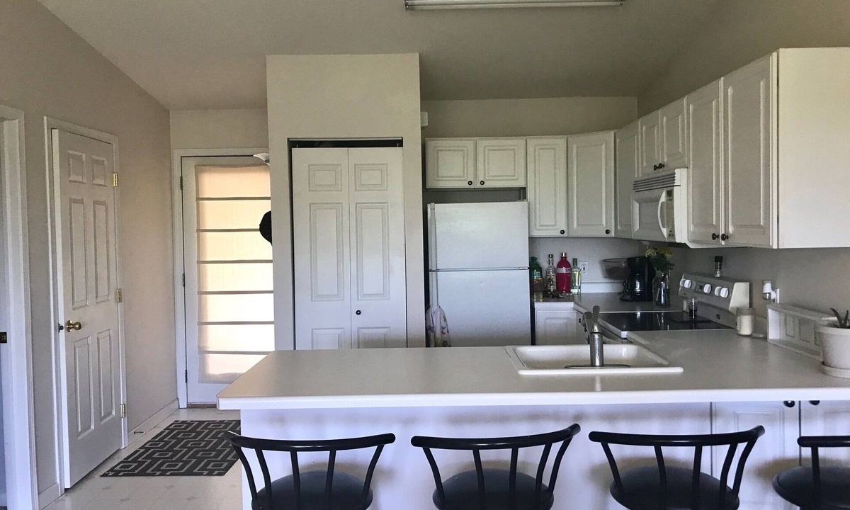 Wabasha Condo | Beautiful bluff top condo overlooking Coffee Mill Ski and Mississippi river.