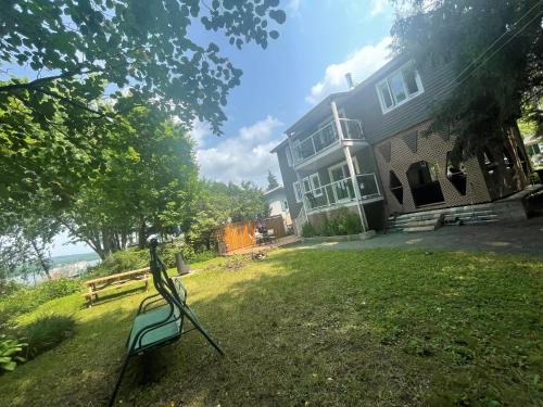 Asbestos Ski Chalet | Beautiful cottage waterfront