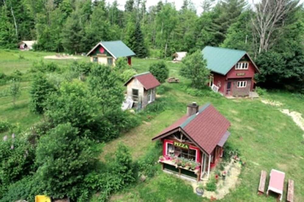 North River RV Rental | Beautiful Glamping Tent in the Adirondacks