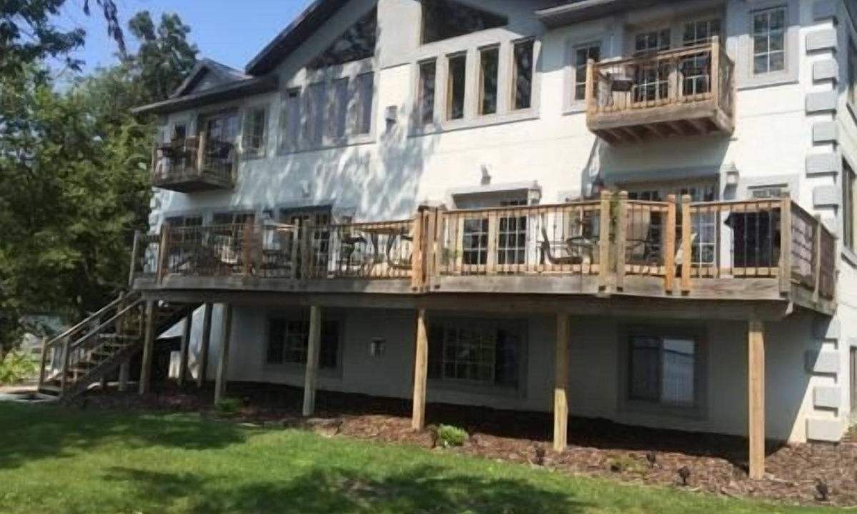 Battle Lake House | Beautiful lakefront Property on West Battle Lake with stunning views!