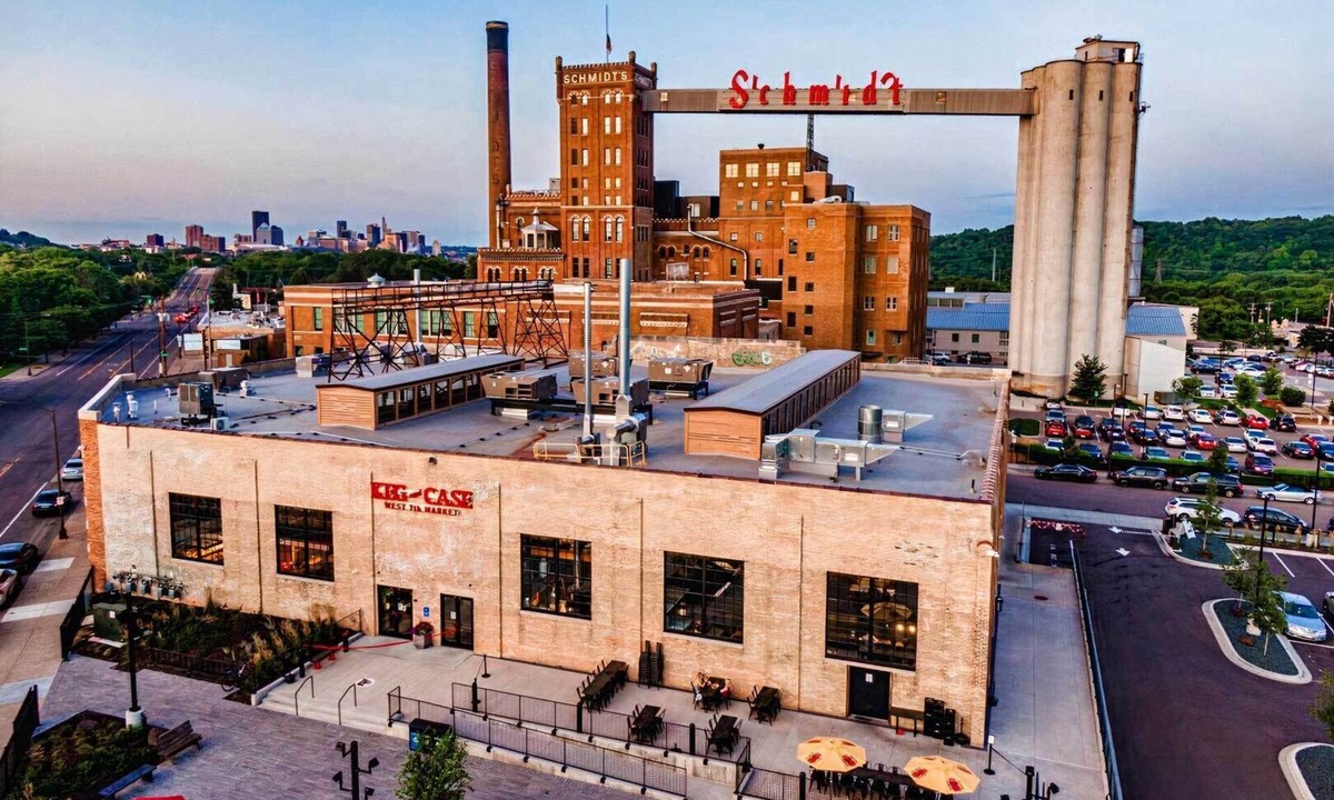 West Seventh Apartment | Beautiful Twin Cities Getaway < 3 Mi to Dtwn!