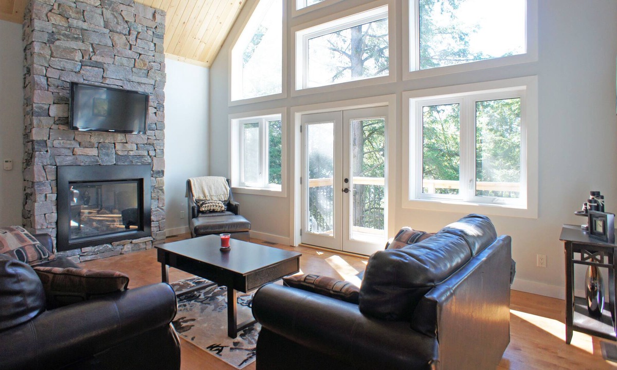 Dysart et al Cottage | Beautiful Year Round Cottage