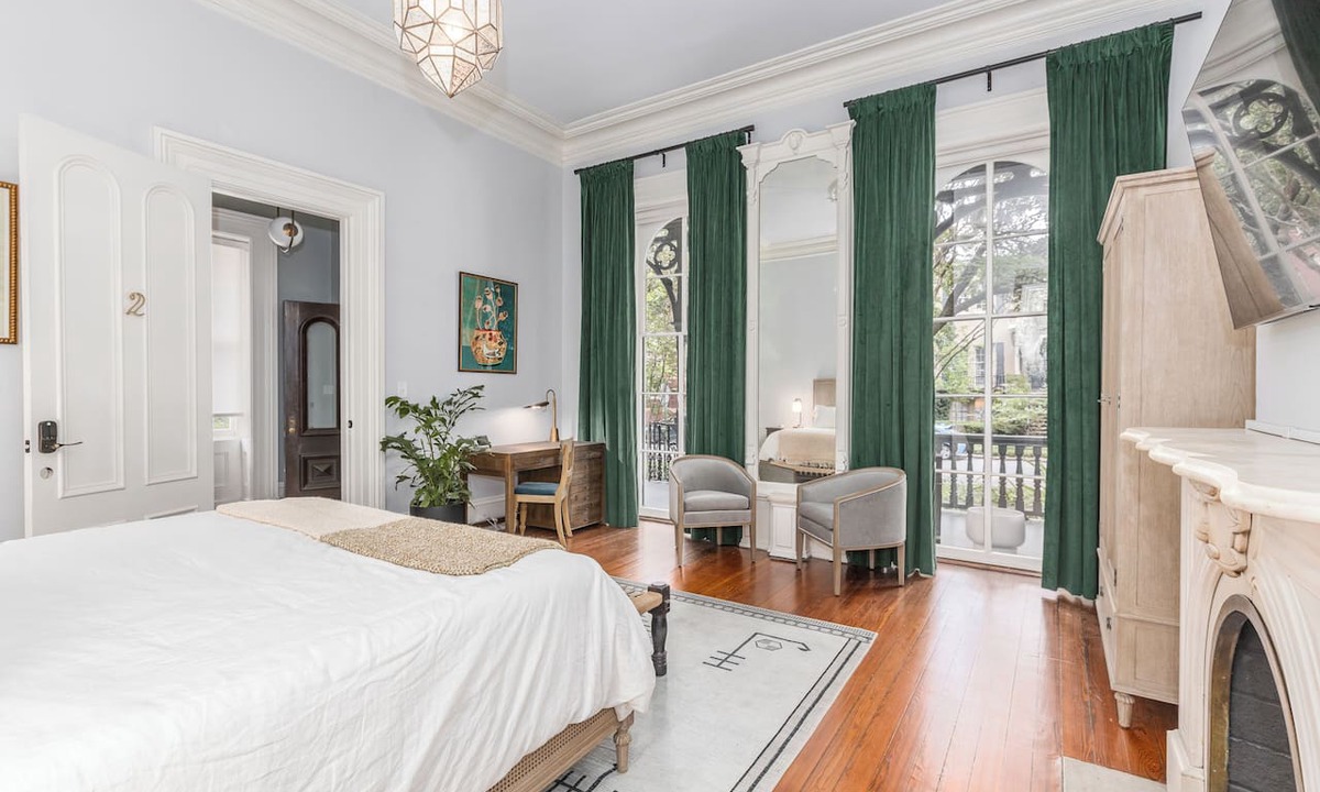 Historic Downtown Savannah Bed & Breakfast | Bellwether House