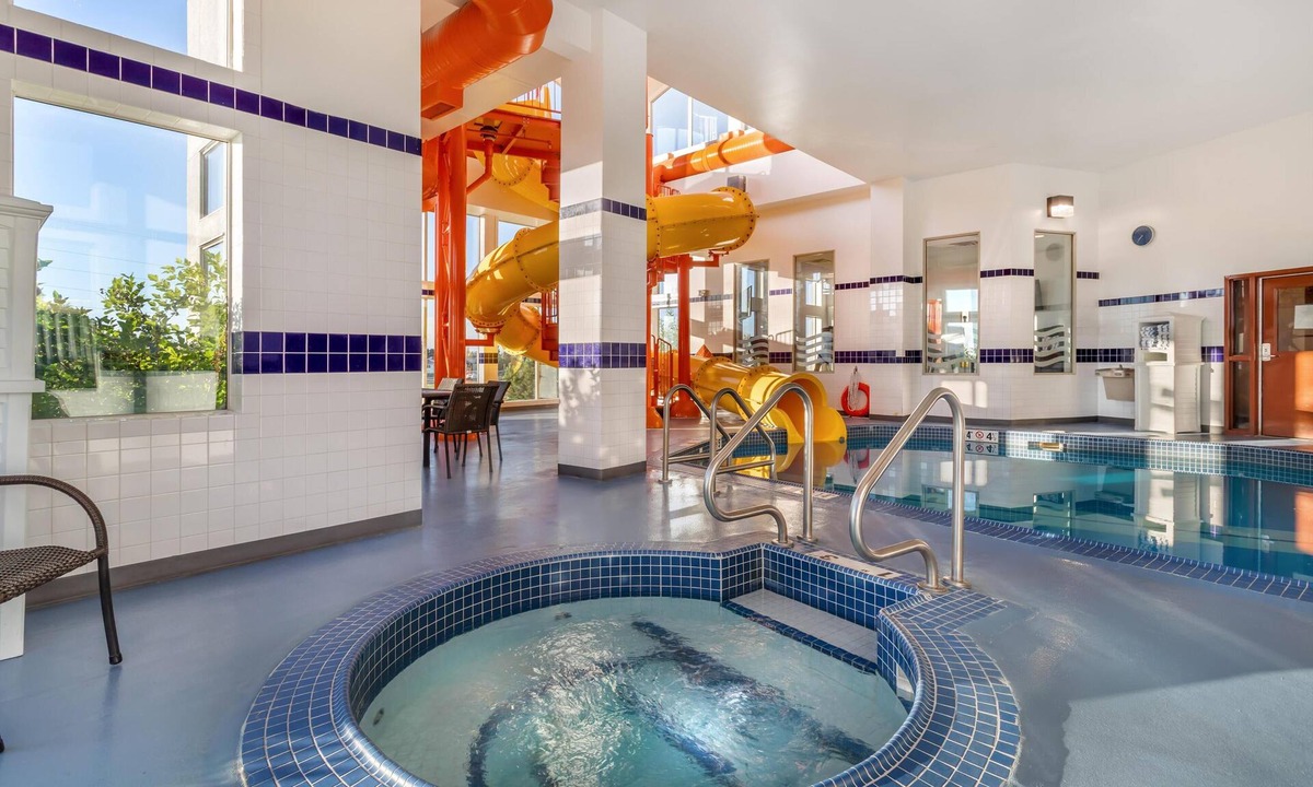 South Lethbridge Hotel | Best Western Plus Service Inn & Suites