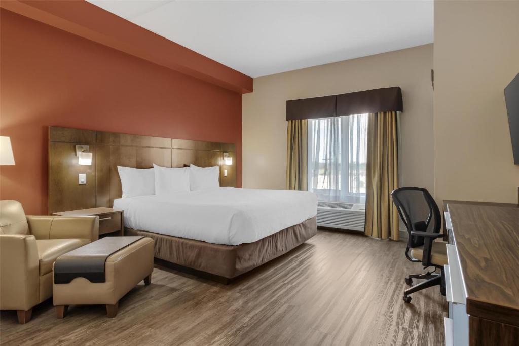 Headingley Hotel | Best Western Plus Winnipeg West