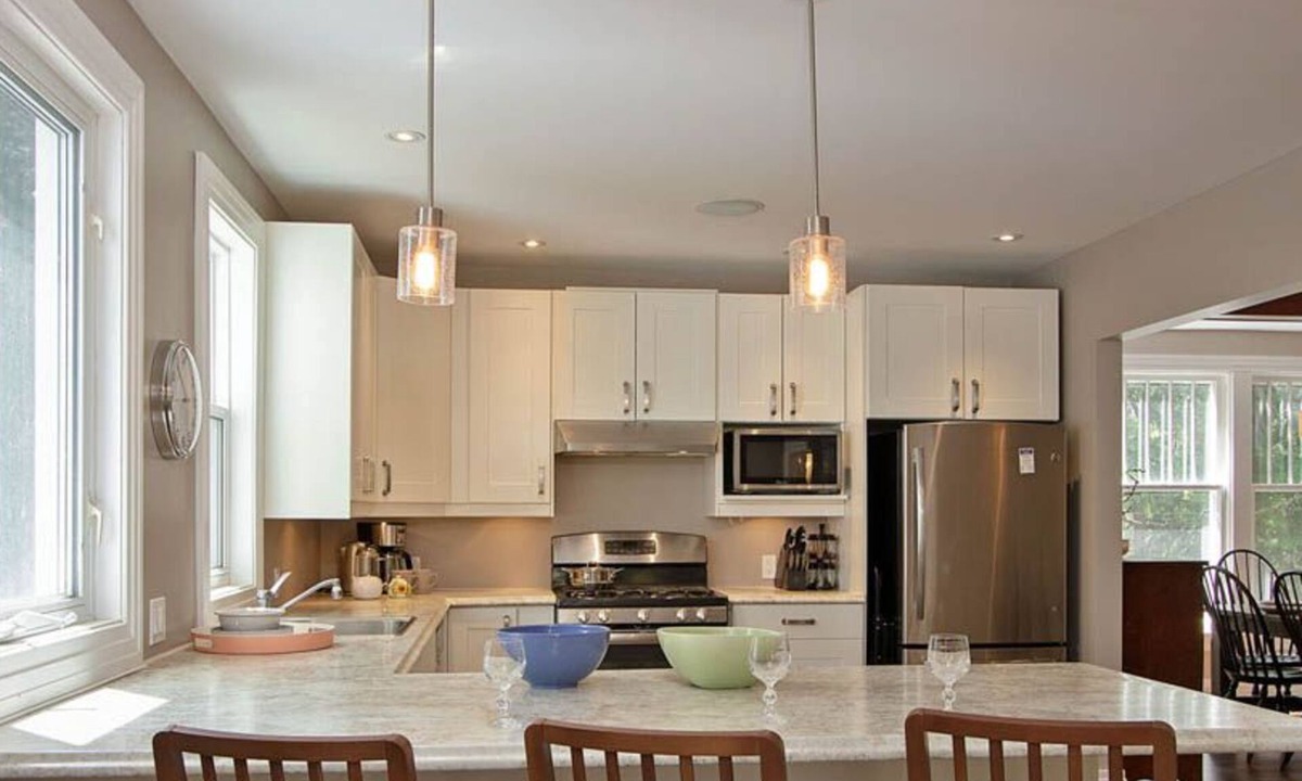 Bayfield Cottage | BirdSong Cottage, 3 Night Min.