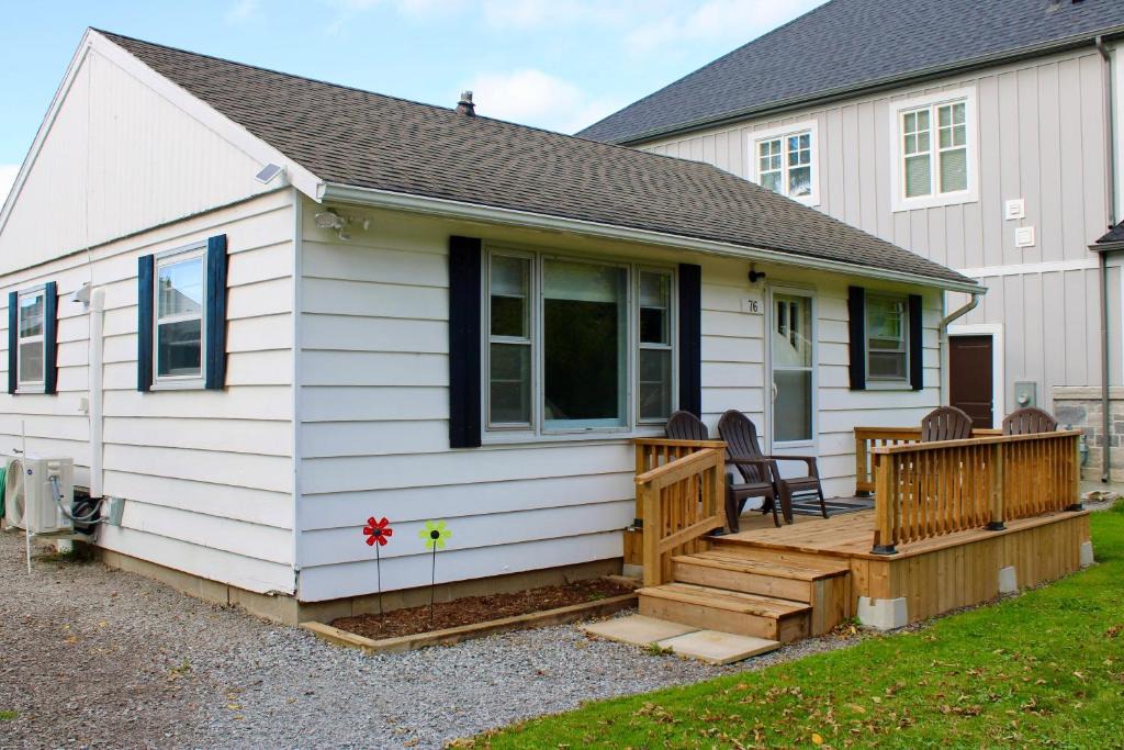 Historic Old Town House | Bissell's Hideaway in Heart of Old Town NOTL