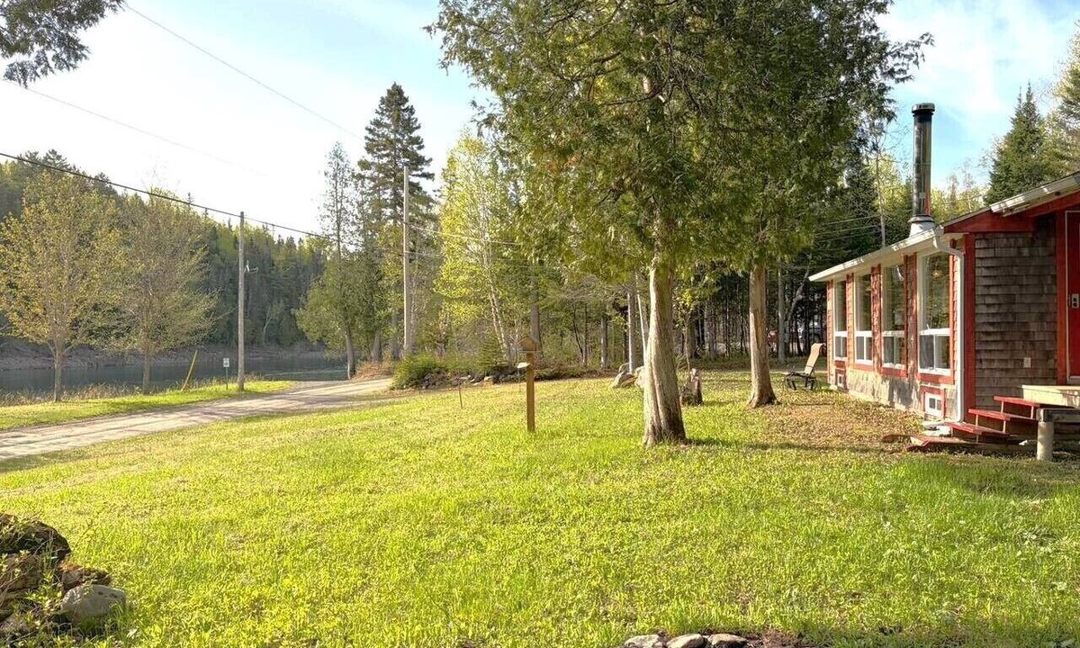 Bonaventure Regional County Municipality Cabin | Bonaventure River Cabin | Salmon Fishing & Launch