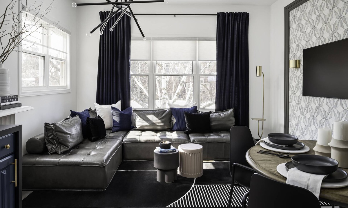 Midtown Toronto Apartment | Bright and Warm, Luxury Annex Loft