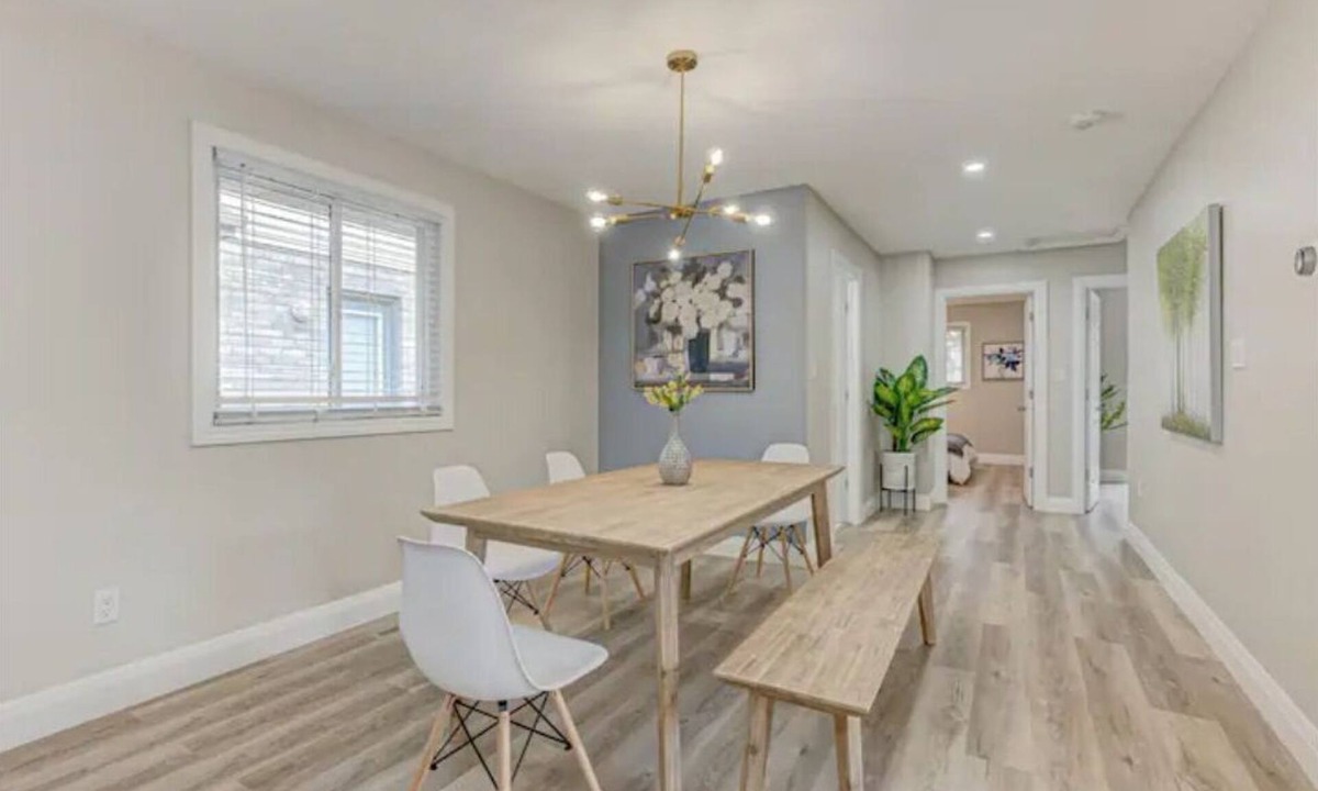 London House | Bright, desired 3BR & Work stations, 2 Ba, & parking, close to UWO & hospitals
