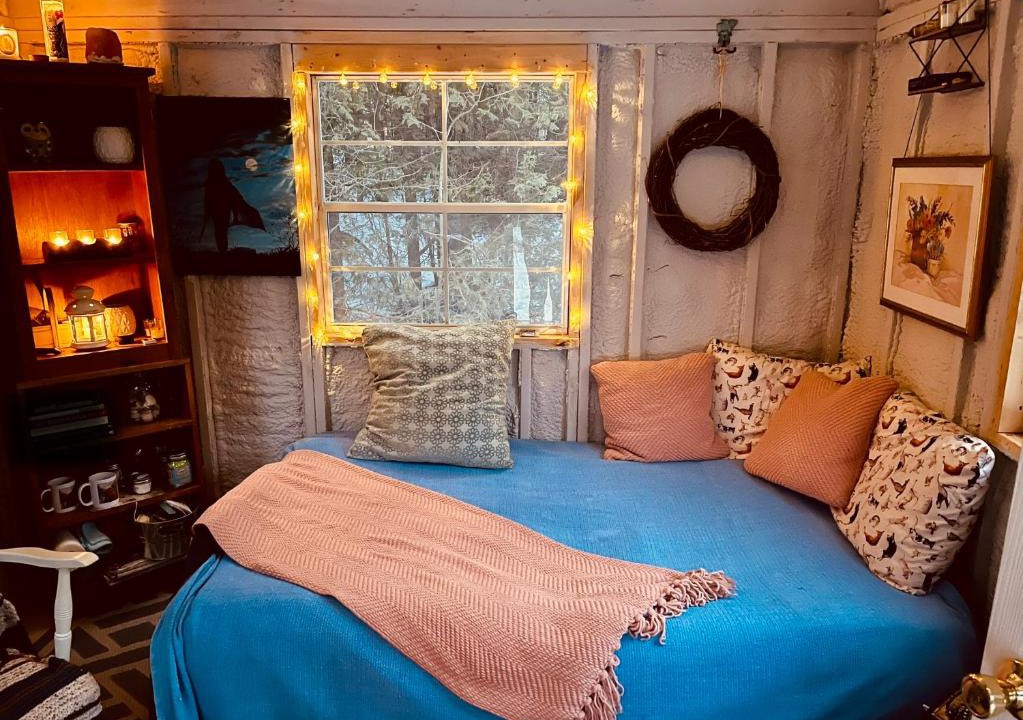 Frontenac Other | Cabin in the Forty Acre Wood