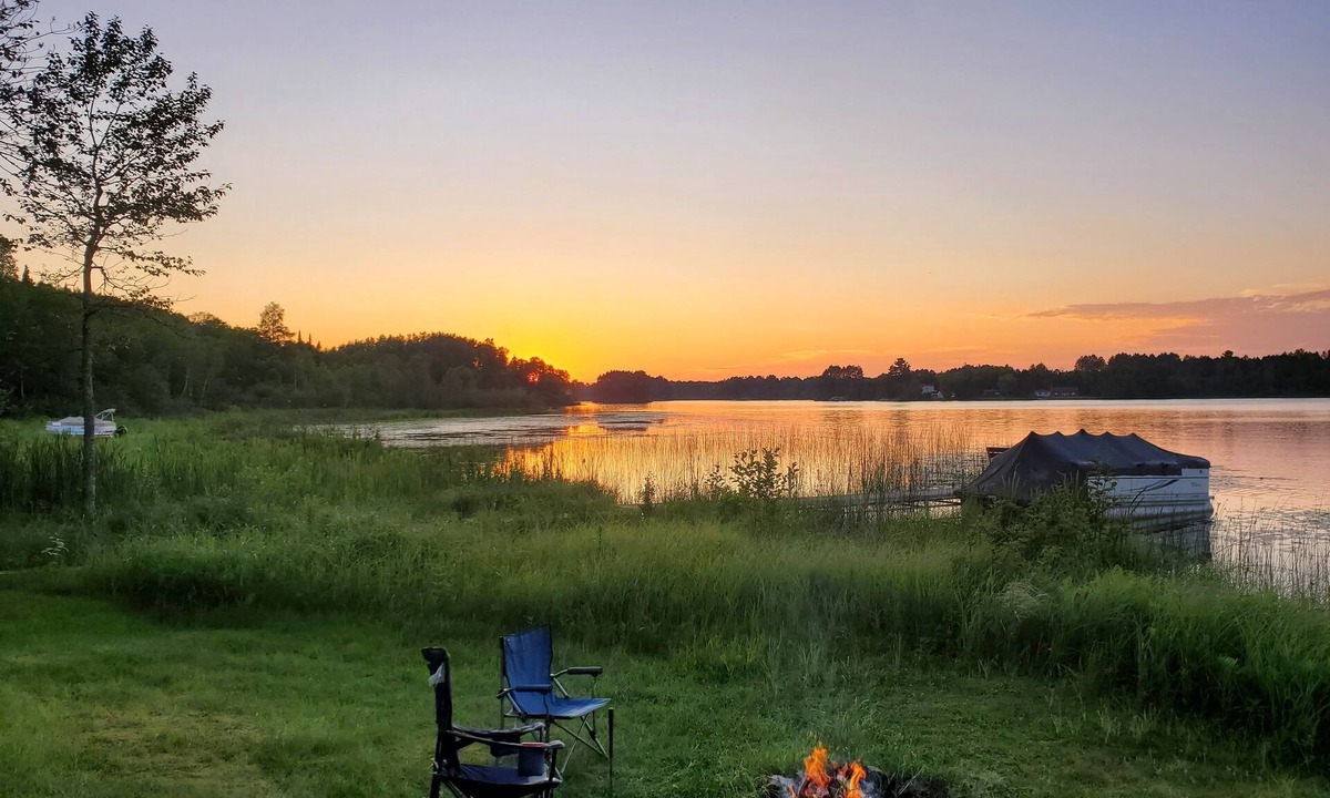 Bigfork Cabin | Cabin on lake close to ATV & snowmobile trails