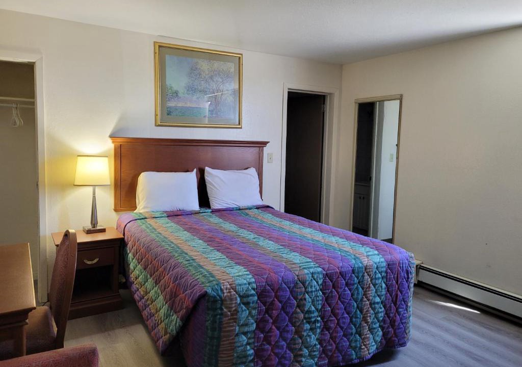 Sudbury Hotel | Canadiana Motel