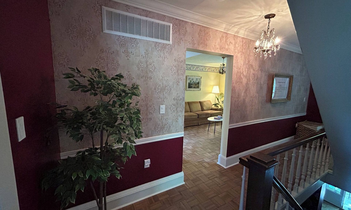Guelph/Eramosa House | Cardinal Suite on Century Farm