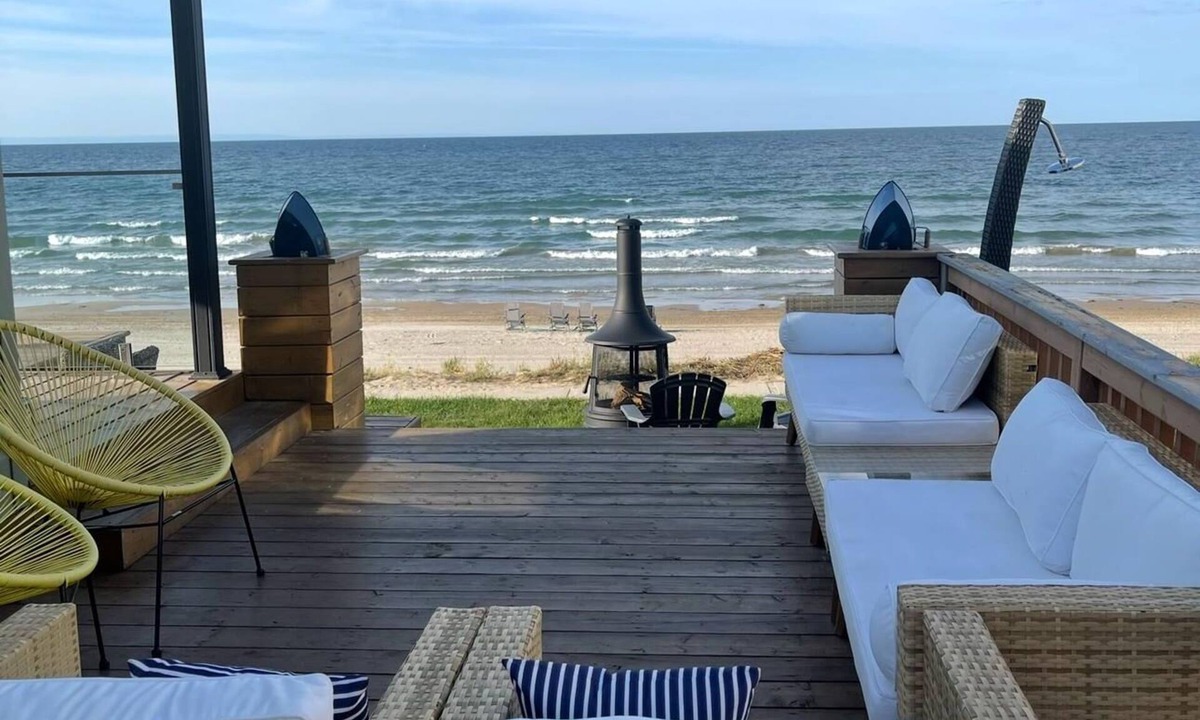 Sherkston Cottage | Charming and cozy 3-bedroom vacation home in Sherkstone shores