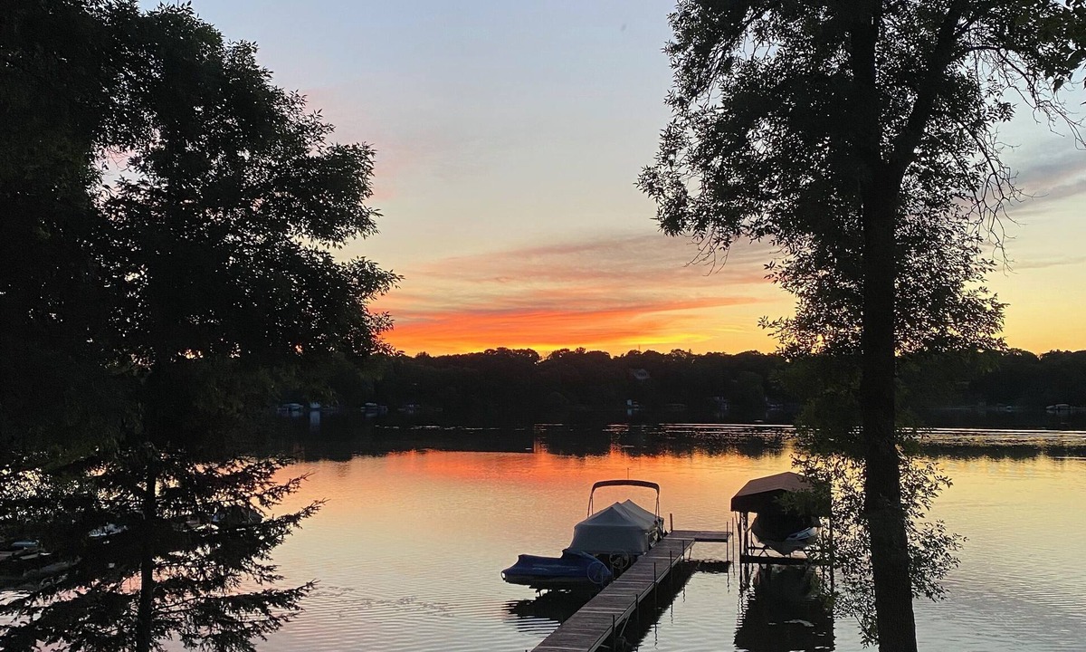 Clear Lake Cabin | Charming cabin getaway just 1 hour from MPLS