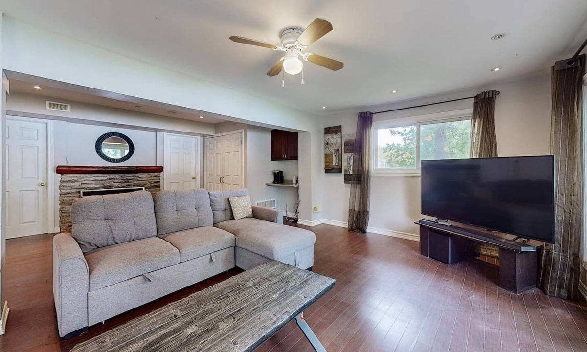 Kirkfield House | Charming Lakeside Cottage !